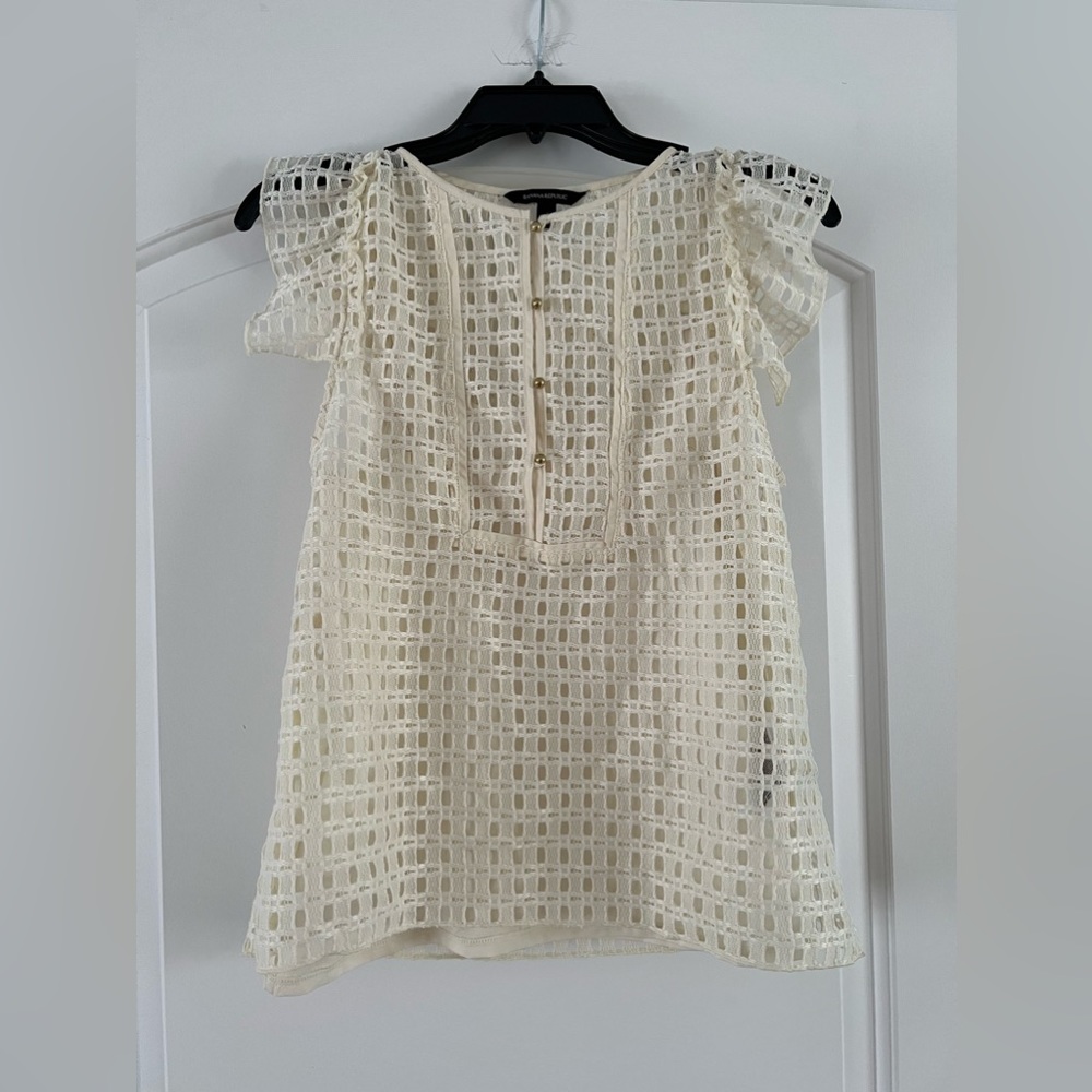 Banana republic ivory lace top size XS